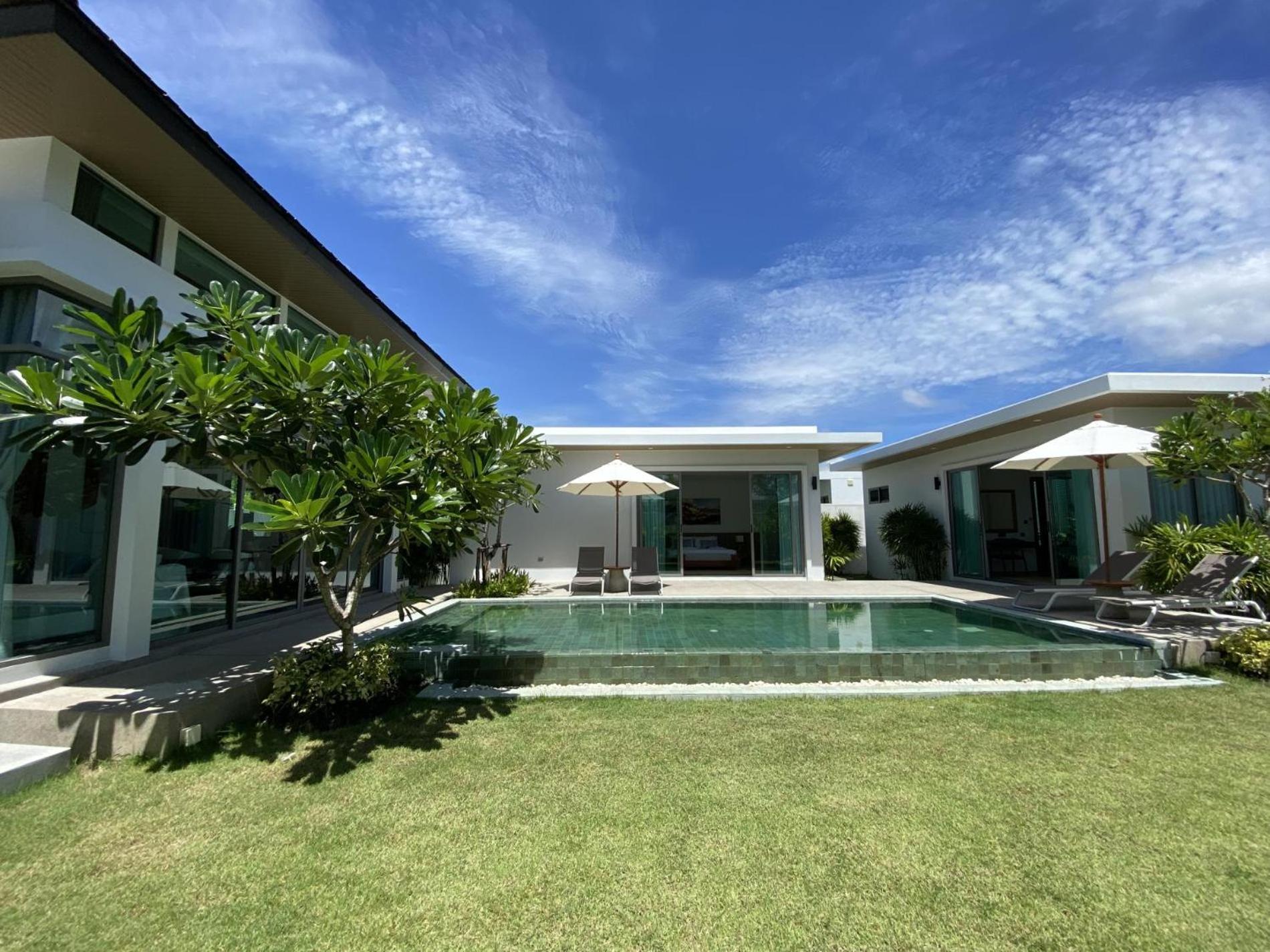 Luxury Villa Serenity In The Heart Of Bangtao Thalang Ngoại thất bức ảnh